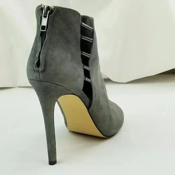 Steve Madden 8.5M Lola Gray Suede Back Zip Open Toe Vented Side Ankle Boots Heel - Picture 7 of 12
